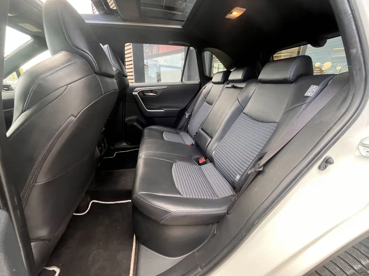 Toyota Rav4 usata a Modena (9)
