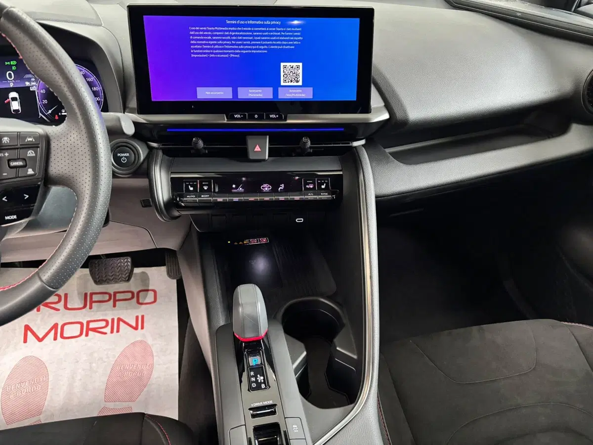 Toyota Toyota C-HR usata a Modena (12)