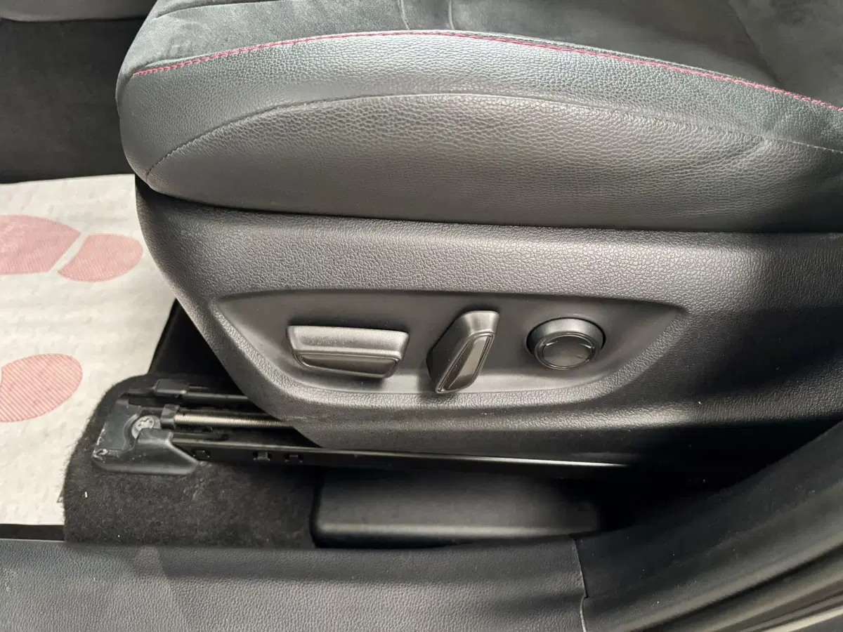 Toyota Toyota C-HR usata a Modena (14)