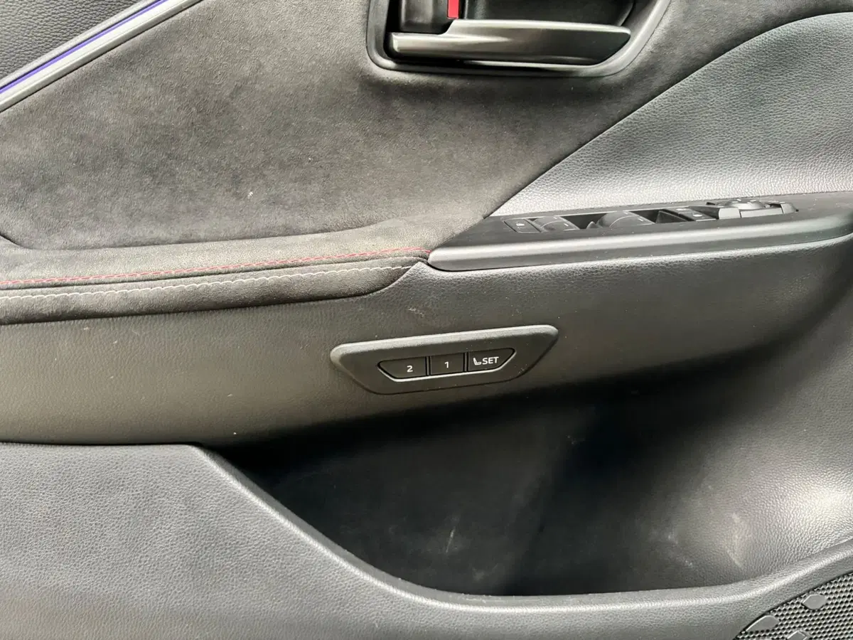 Toyota Toyota C-HR usata a Modena (15)
