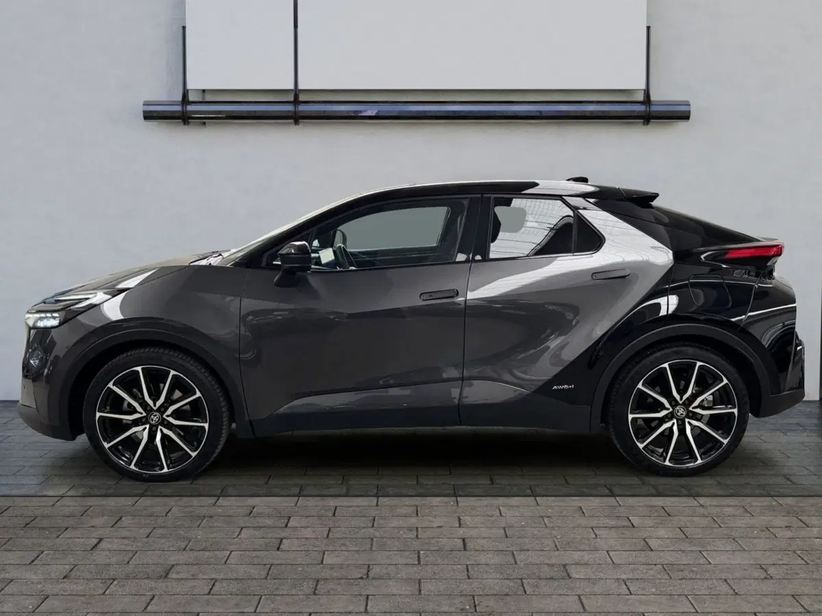 Toyota Toyota C-HR usata a Modena (4)
