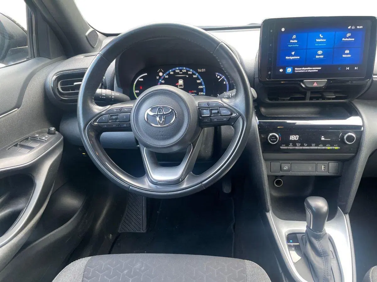 Toyota Yaris Cross usata a Bologna (6)
