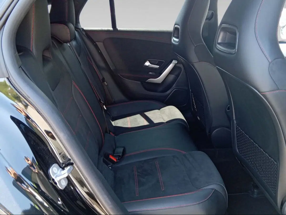 Mercedes-Benz CLA Shooting Brake usata a Pisa (15)