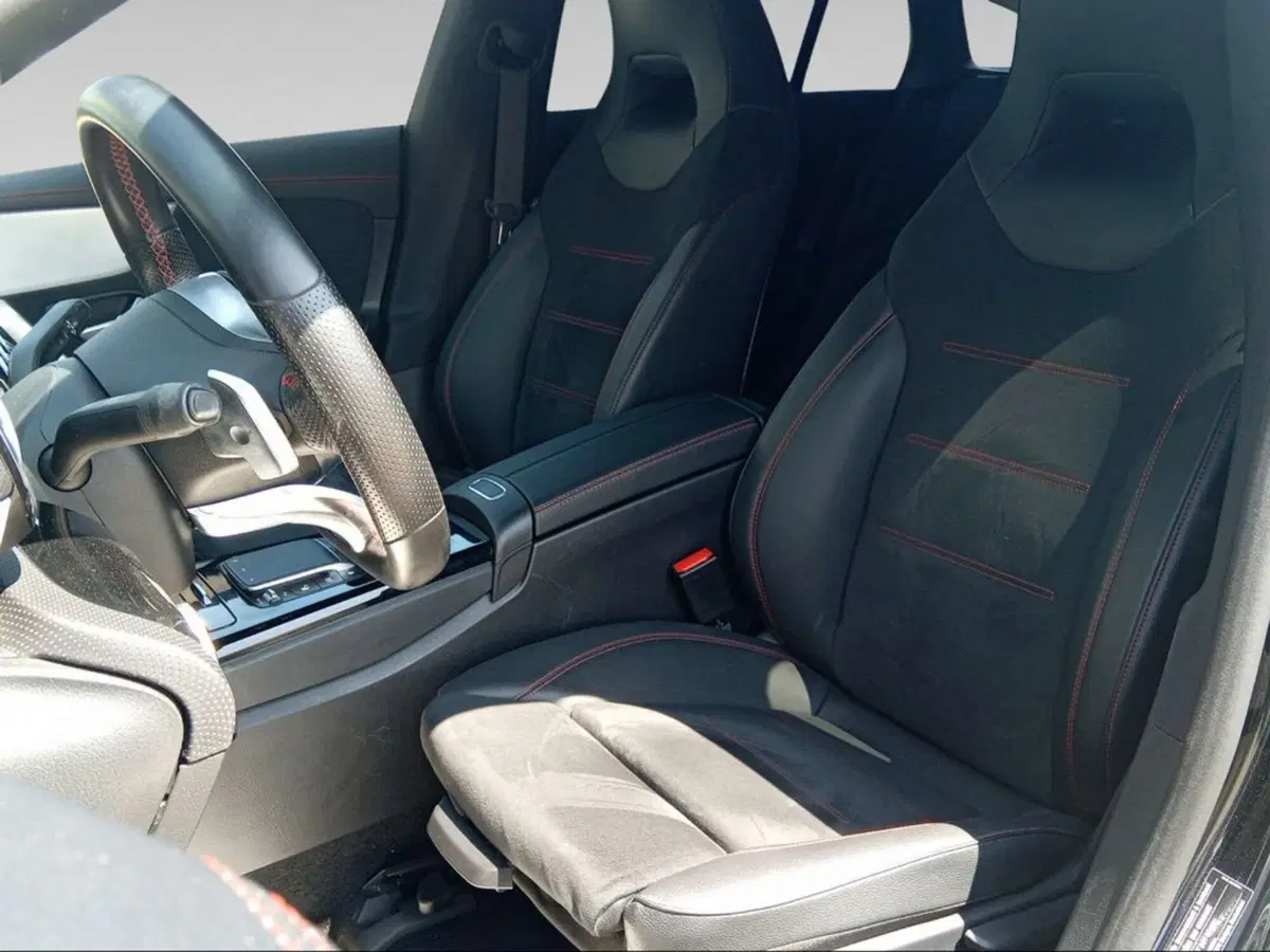 Mercedes-Benz CLA Shooting Brake usata a Pisa (8)