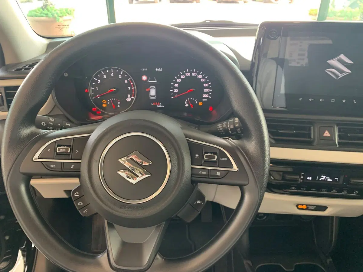 Suzuki Swift usata a Latina (12)