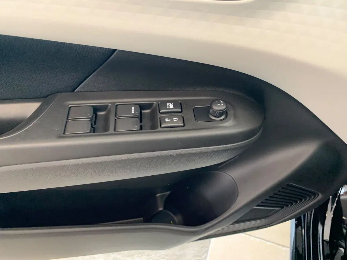 Suzuki Swift usata a Latina (19)