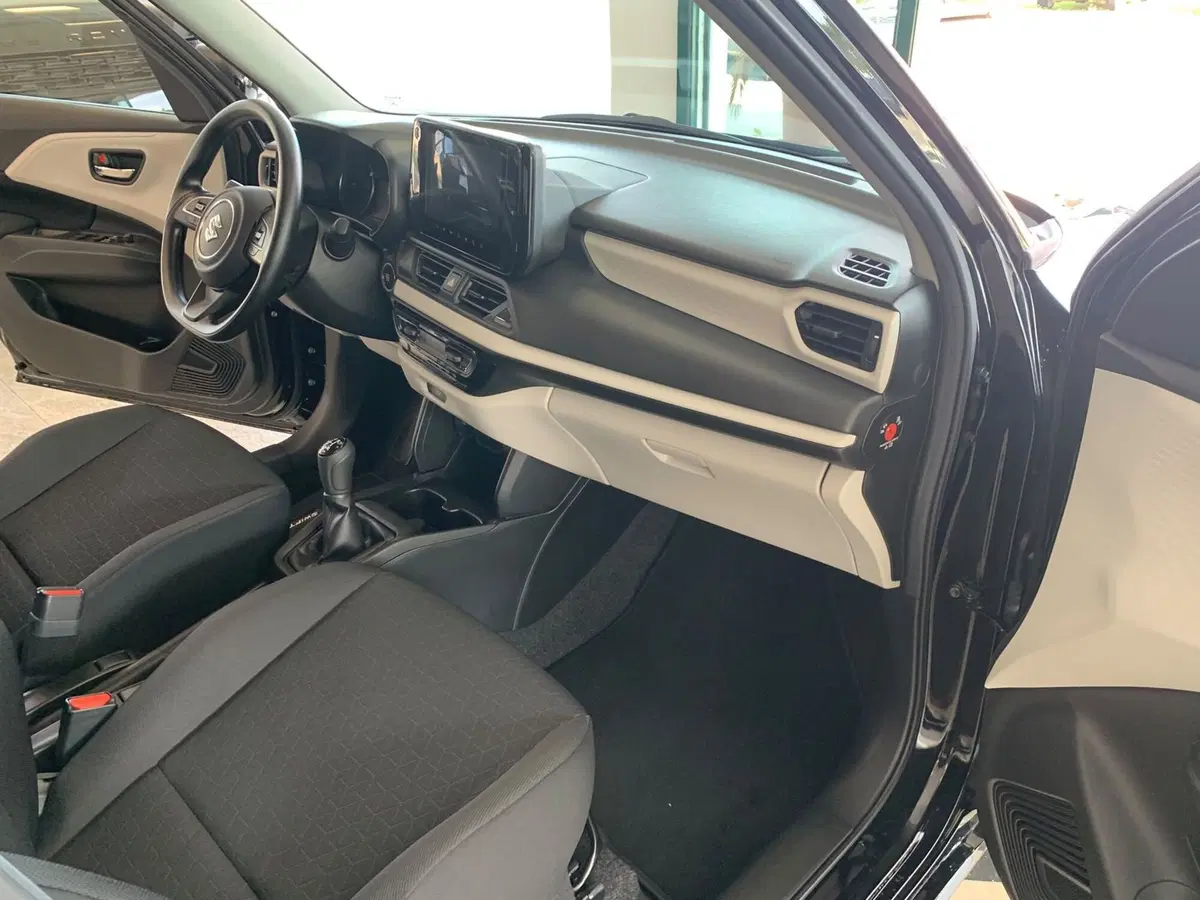 Suzuki Swift usata a Latina (9)
