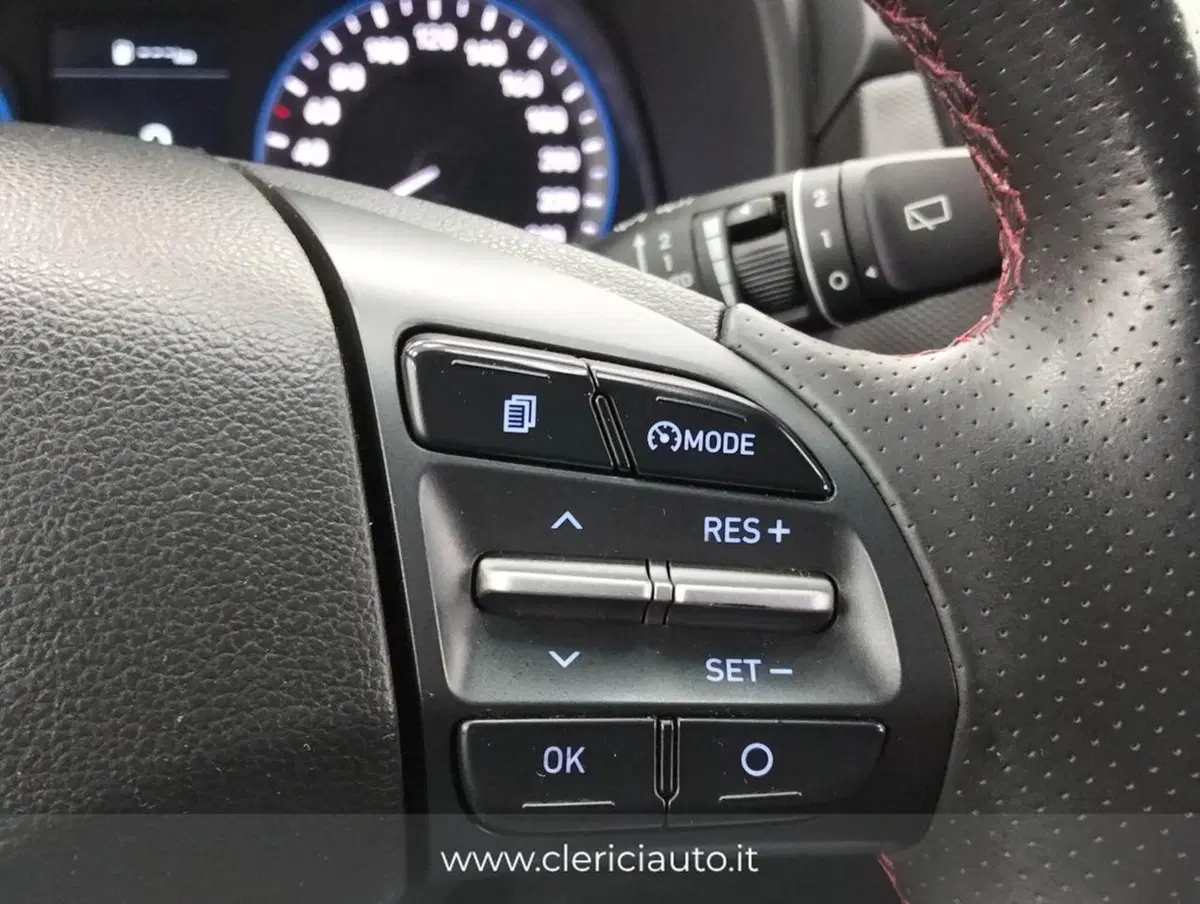 Hyundai Kona usata a Como (11)