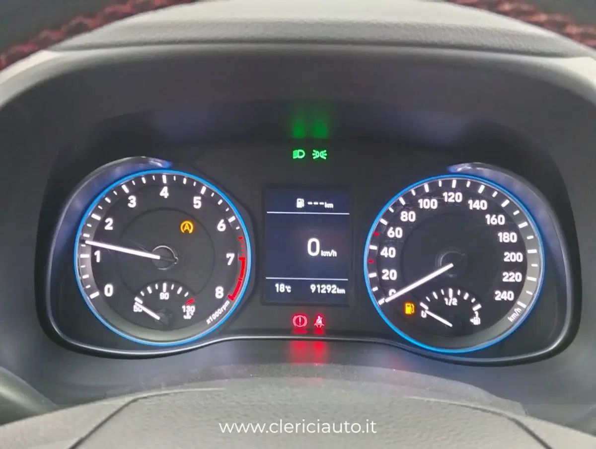 Hyundai Kona usata a Como (12)