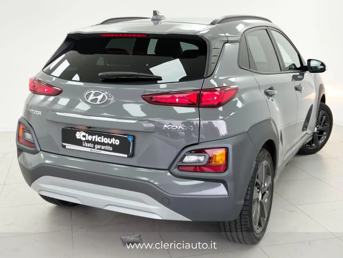 Hyundai Kona usata a Como (2)