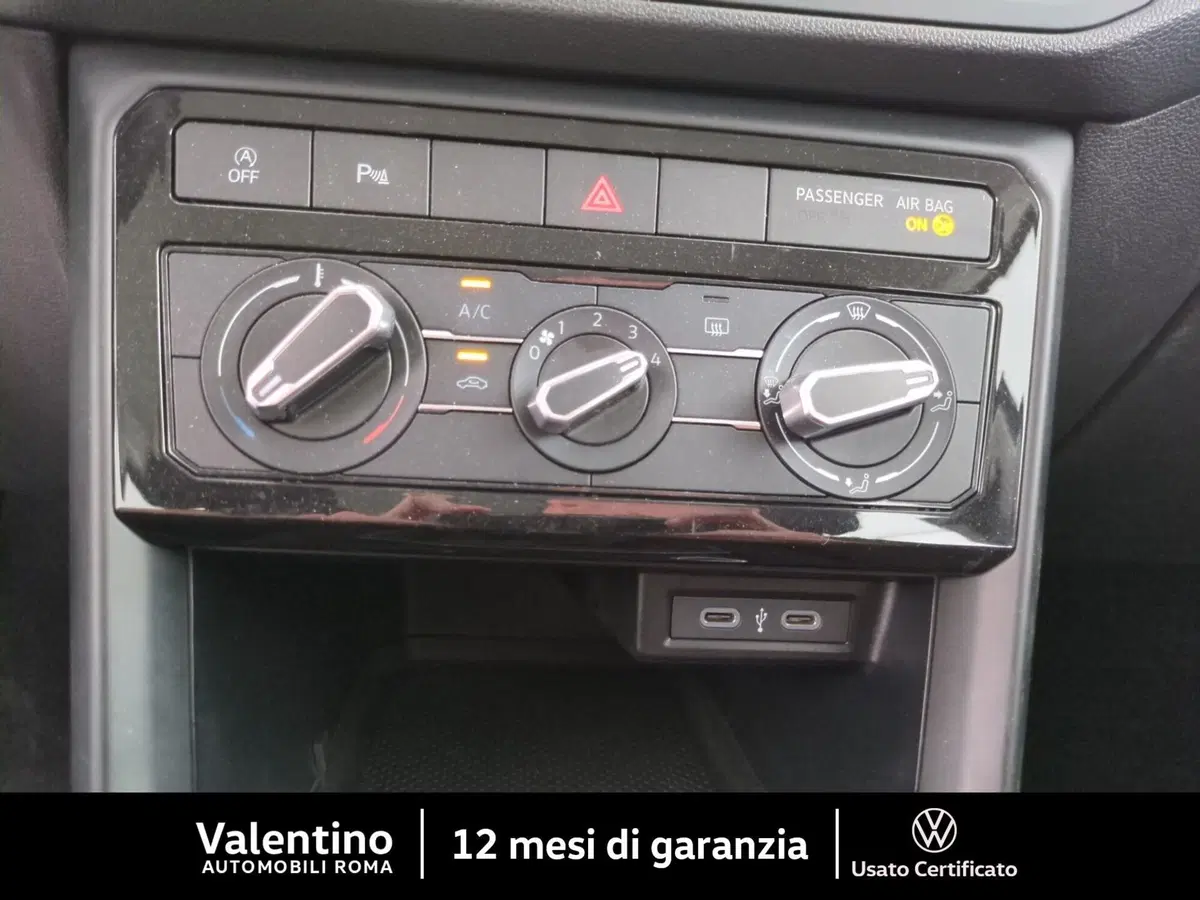 Volkswagen T-Cross usata a Roma (16)