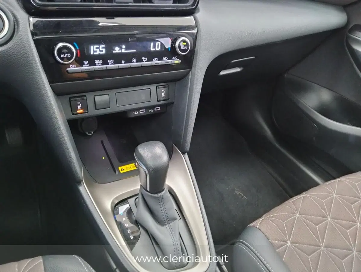 Toyota Yaris Cross usata a Como (18)
