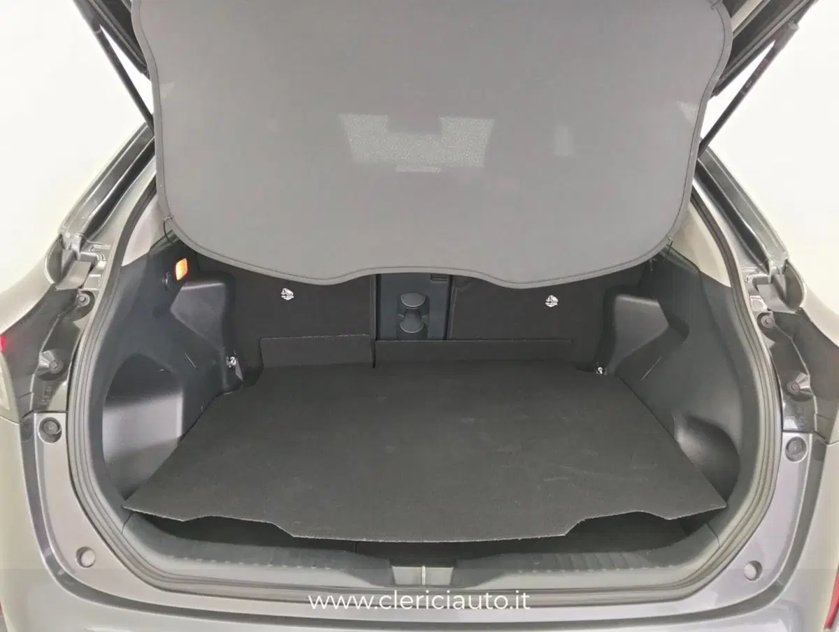 Toyota Yaris Cross usata a Como (20)