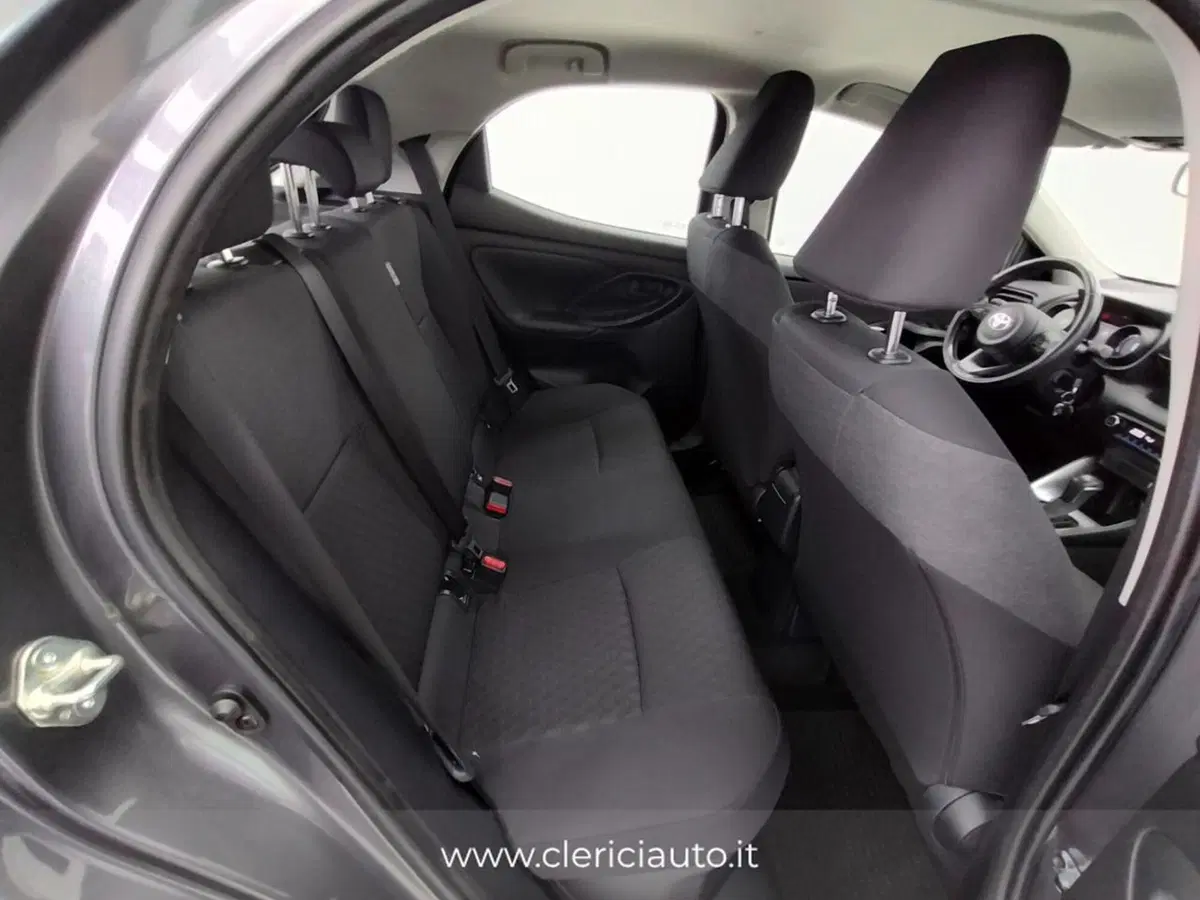 Toyota Yaris usata a Como (5)