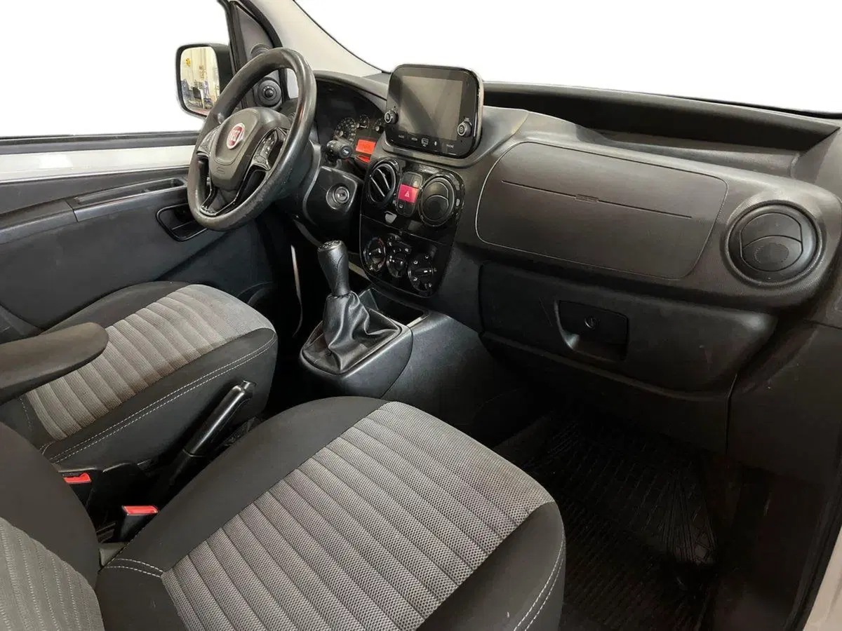 Fiat Fiorino usata a Bari (9)