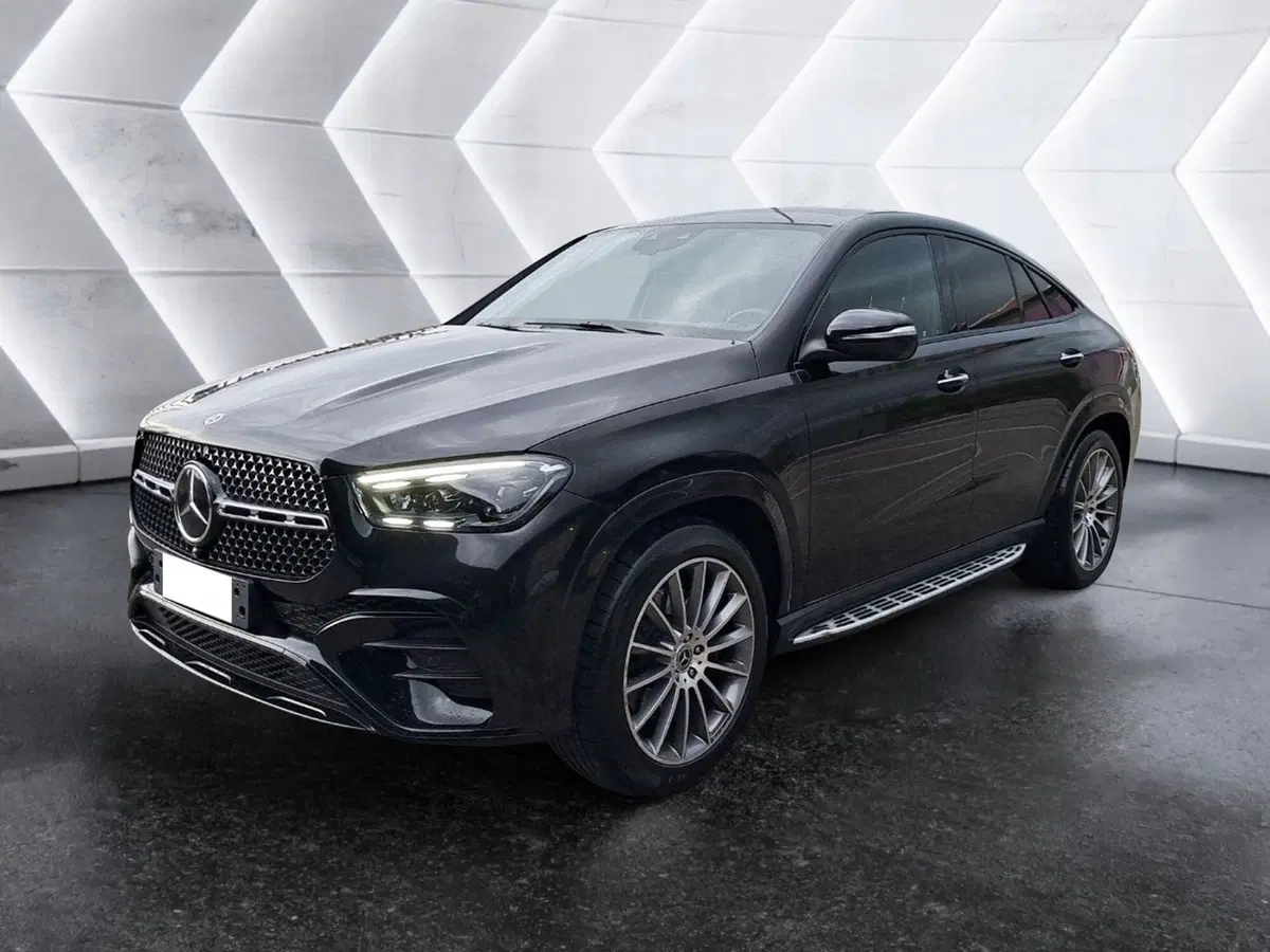 Mercedes-Benz GLE SUV usata a Salerno