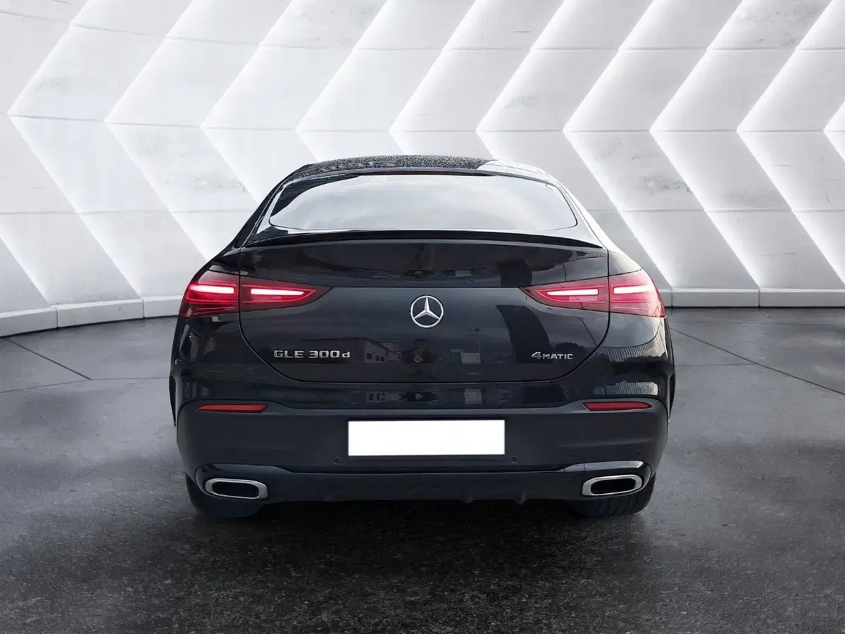 Mercedes-Benz GLE SUV usata a Salerno (6)