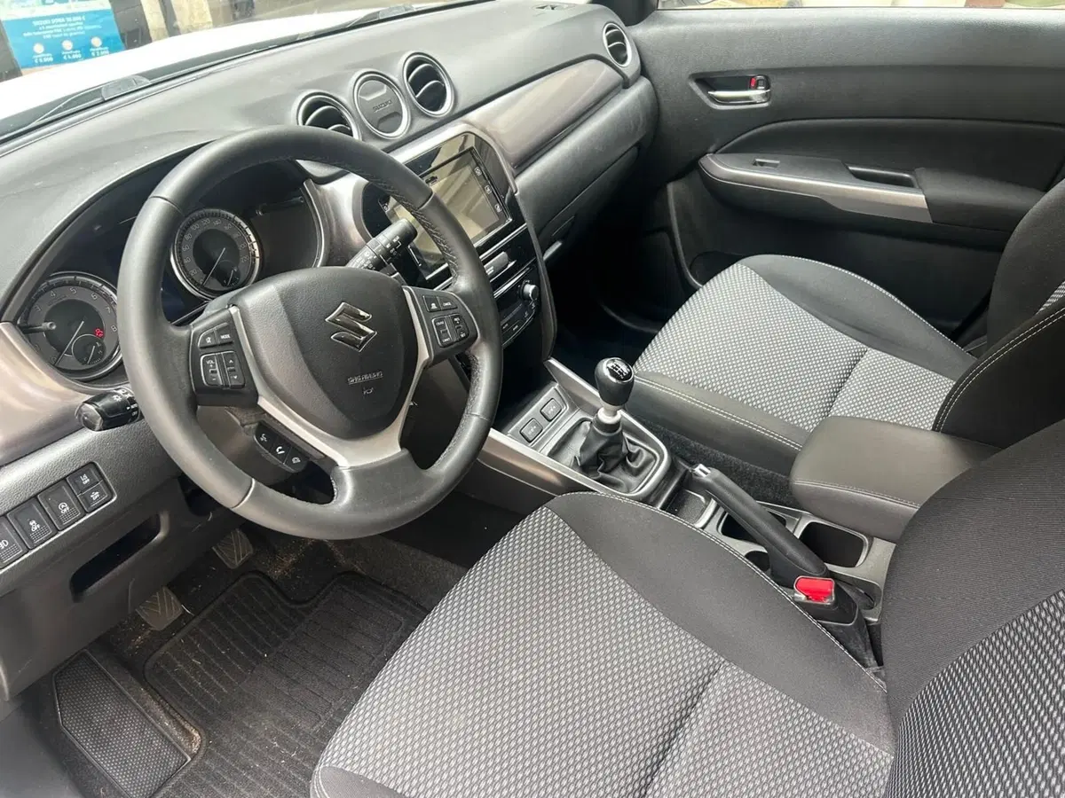Suzuki Vitara usata a Milano (7)