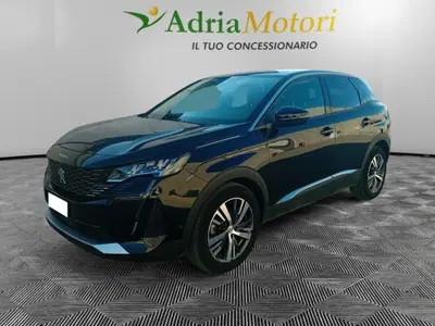 Peugeot 3008 BlueHDi 130 S&S EAT8 Allure Pack del 2022 usata a Pordenone