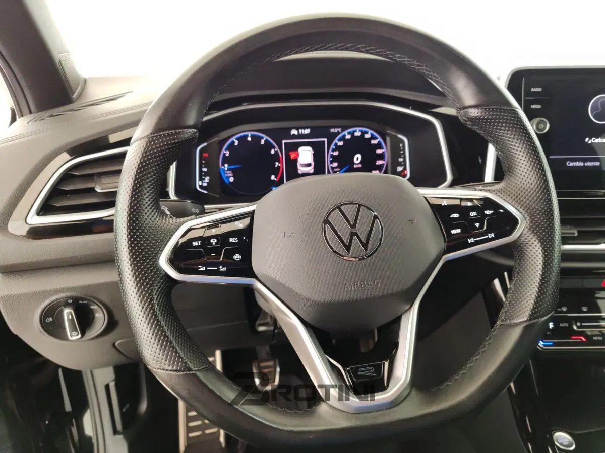 Volkswagen T-Roc usata a Massa-Carrara (10)