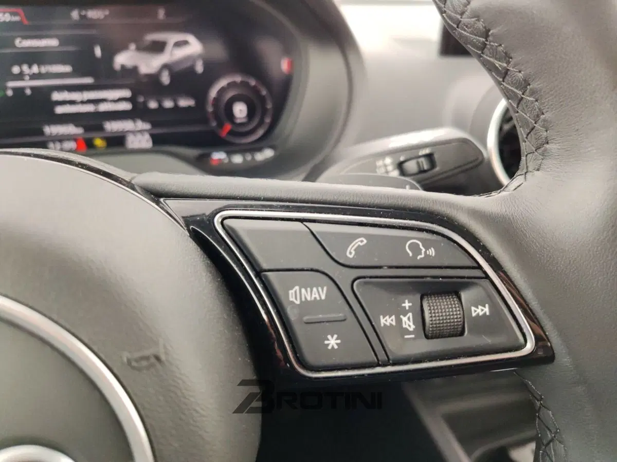 Audi Q2 usata a Massa-Carrara (15)
