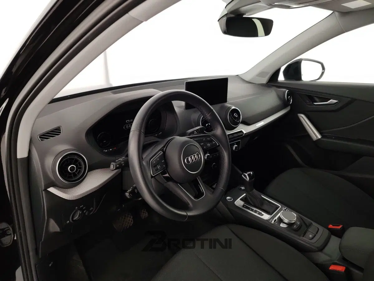 Audi Q2 usata a Massa-Carrara (8)
