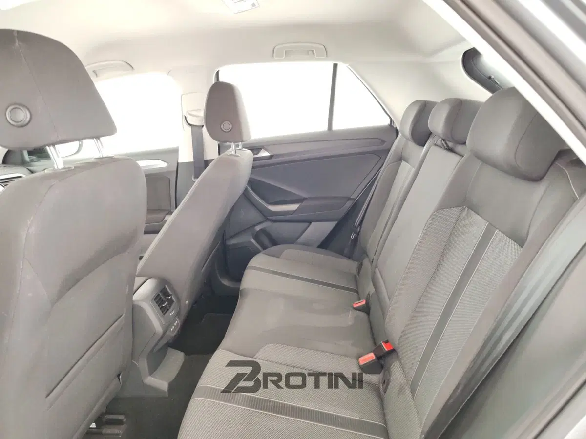Volkswagen T-Roc usata a Massa-Carrara (10)
