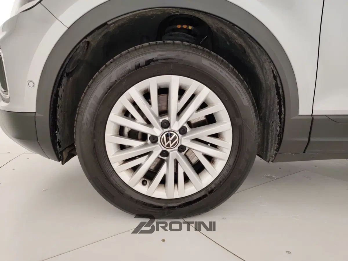 Volkswagen T-Roc usata a Massa-Carrara (6)