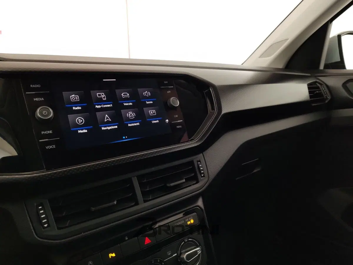 Volkswagen T-Cross usata a Massa-Carrara (11)