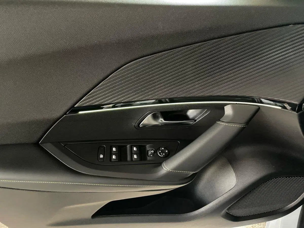 Peugeot 2008 usata a Salerno (13)