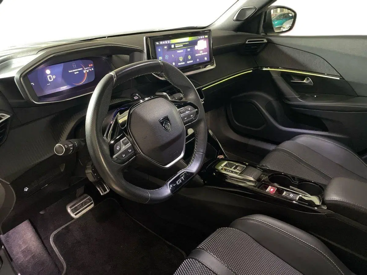 Peugeot 2008 usata a Salerno (9)