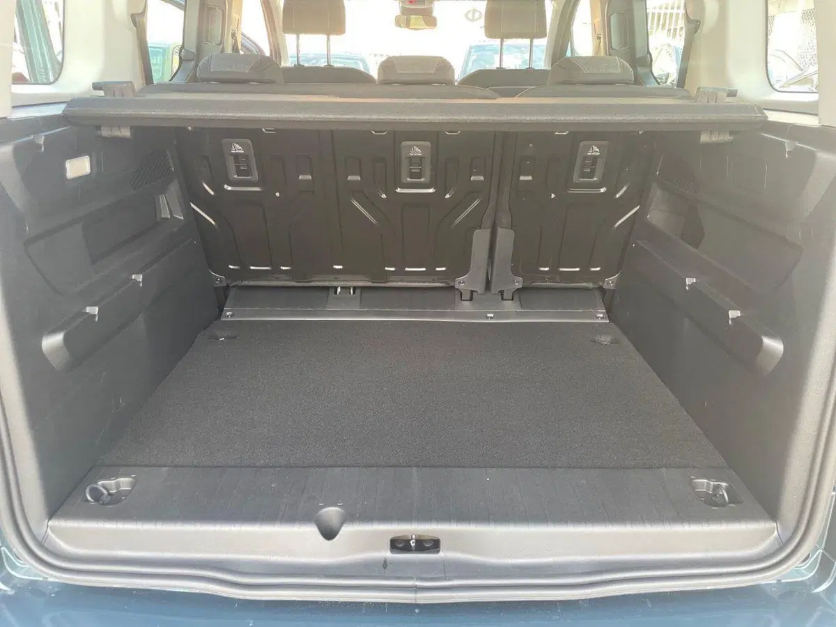 Opel Combo Furgone nuova a Salerno (7)
