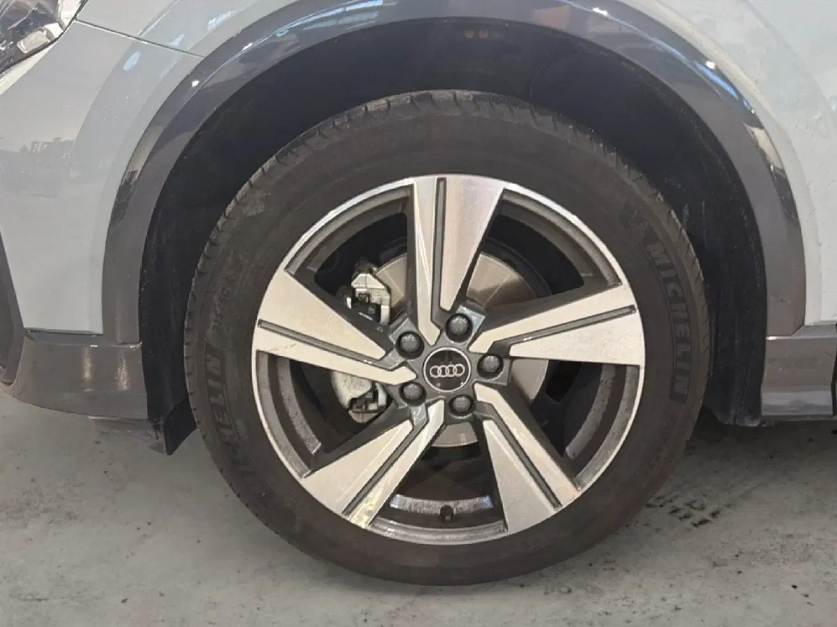 Audi Q2 usata a Napoli (15)