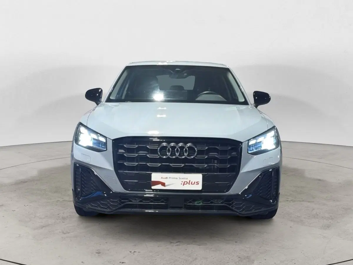 Audi Q2 usata a Napoli (2)