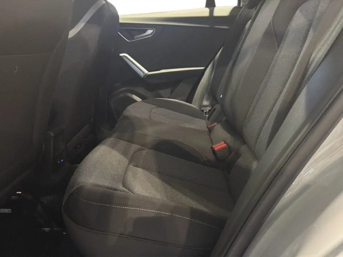 Audi Q2 usata a Napoli (7)