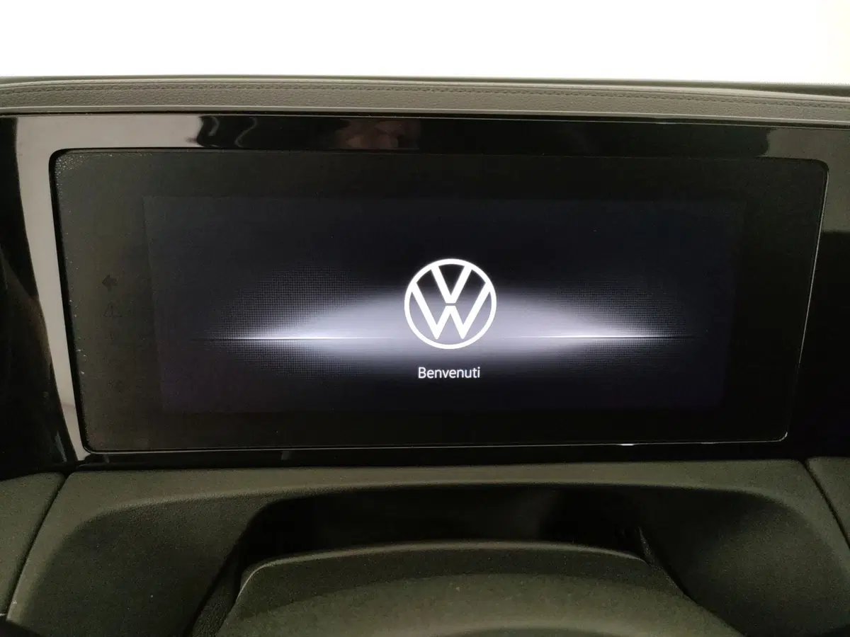 Volkswagen Tiguan usata a Napoli (13)