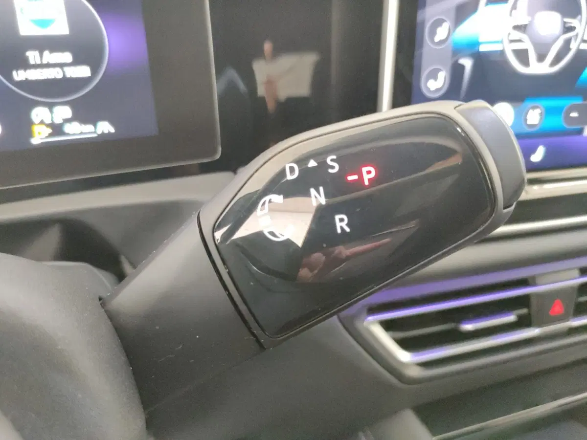 Volkswagen Tiguan usata a Napoli (19)