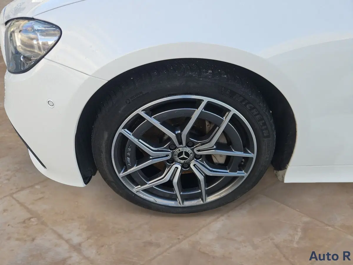 Mercedes-Benz Classe E Coupé usata a Potenza (18)