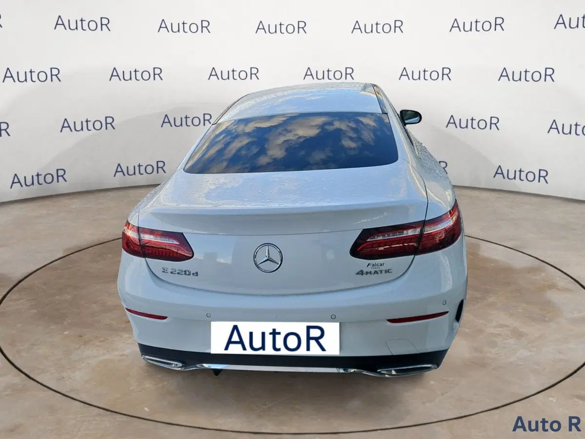 Mercedes-Benz Classe E Coupé usata a Potenza (6)