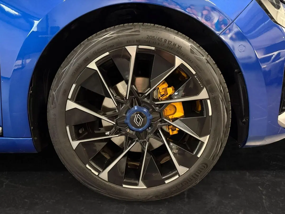 Renault Clio usata a Milano (8)