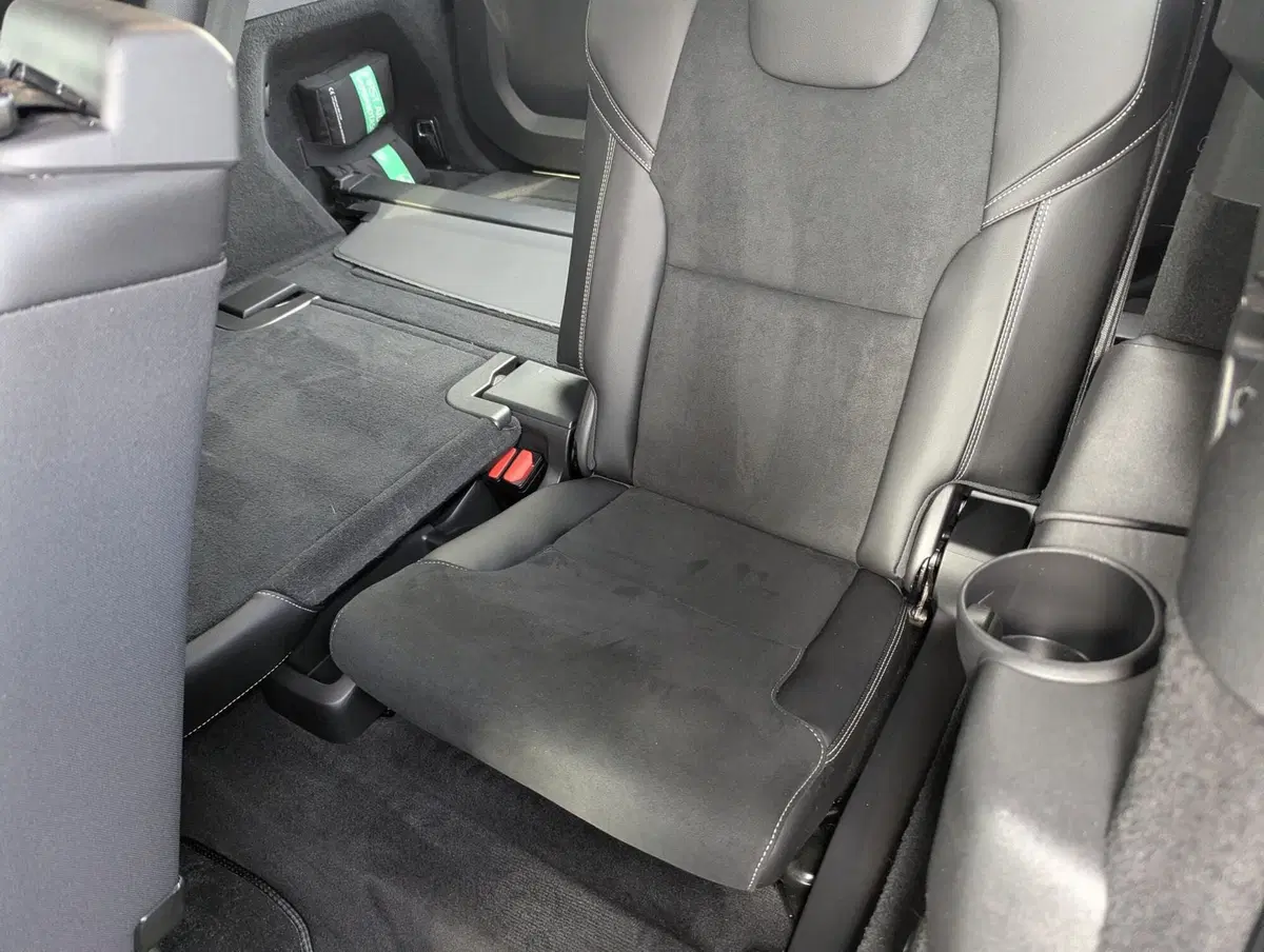 Volvo XC90 usata a Pescara (11)