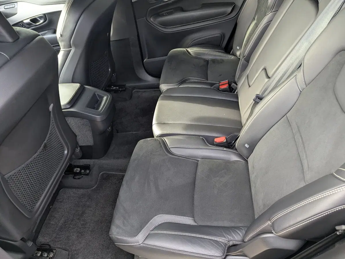 Volvo XC90 usata a Pescara (12)