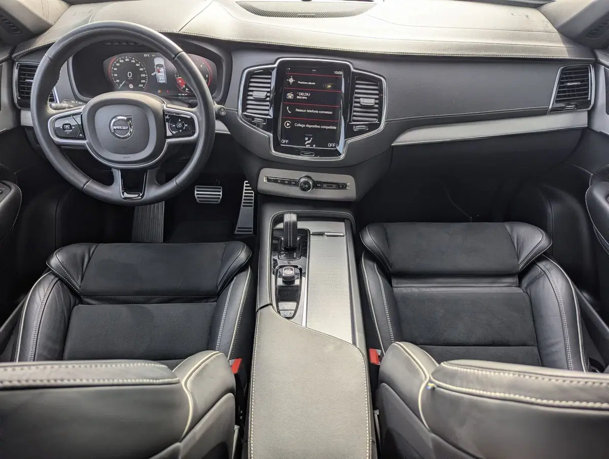 Volvo XC90 usata a Pescara (13)
