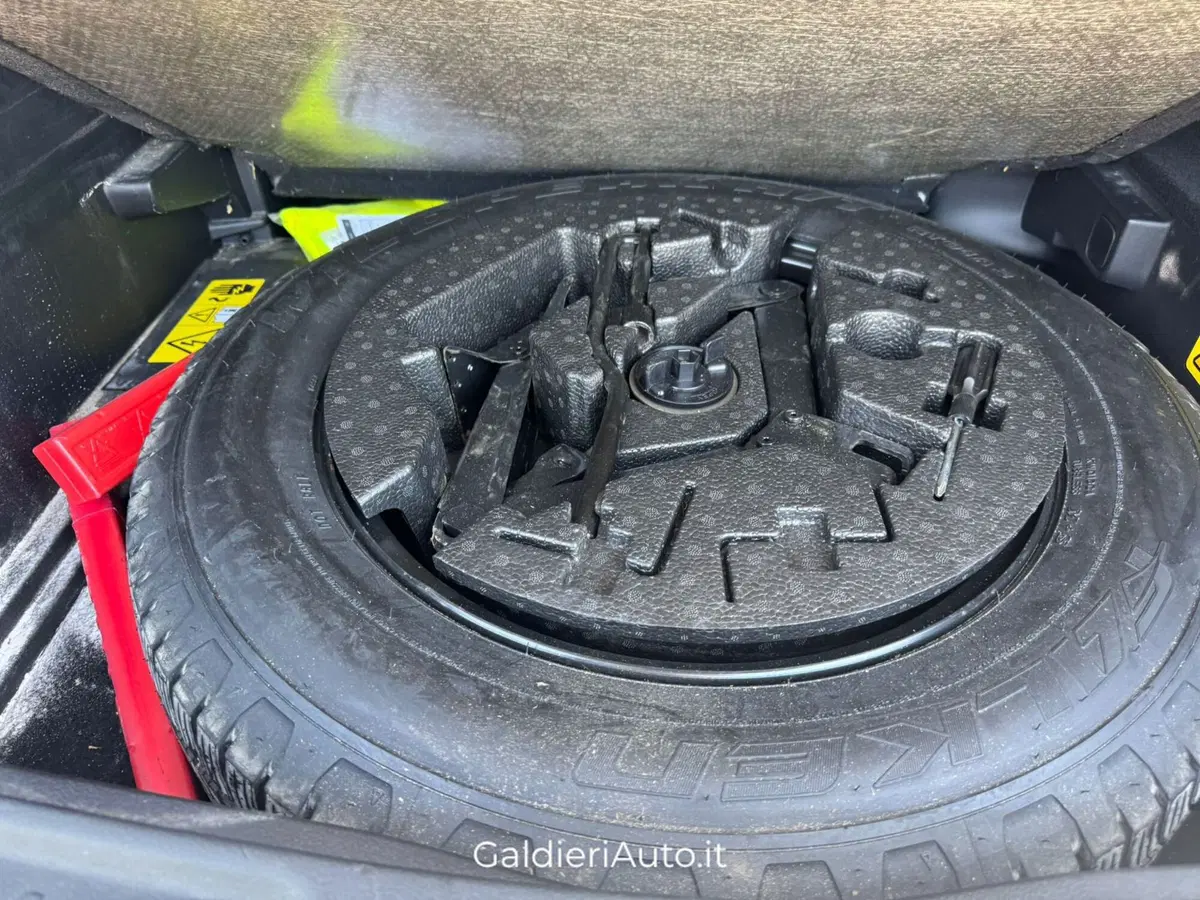 Jeep Compass usata a Salerno (15)