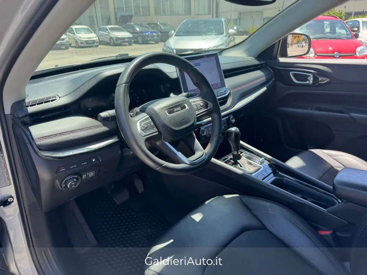 Jeep Compass usata a Salerno (19)