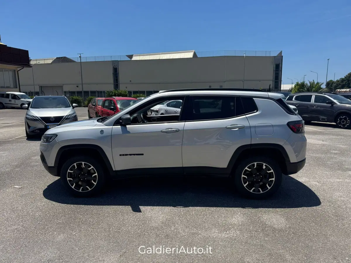 Jeep Compass usata a Salerno (6)