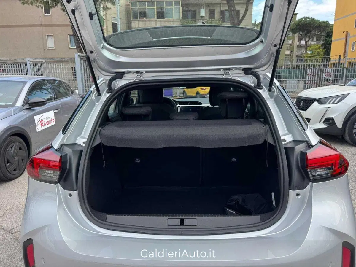 Opel Corsa usata a Salerno (10)