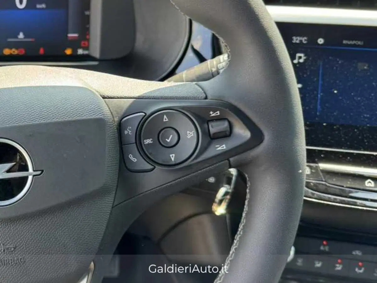 Opel Corsa usata a Salerno (13)