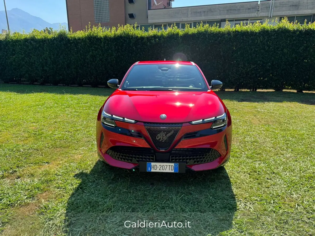 Alfa Romeo Junior nuova a Salerno (5)