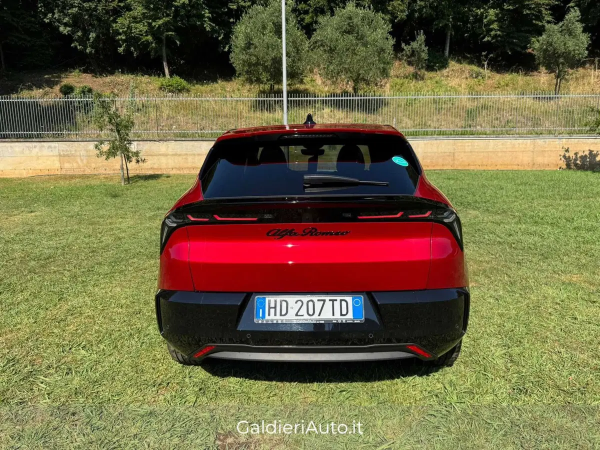 Alfa Romeo Junior nuova a Salerno (7)